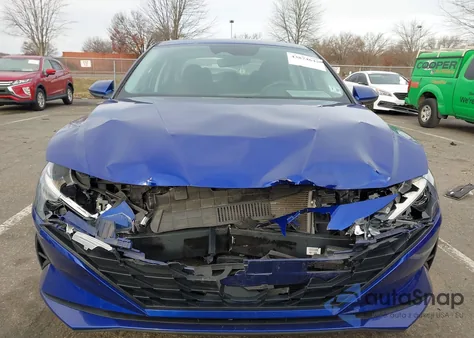 2022 Hyundai Elantra Hybrid Blue z USA, uszkodzony, nr VIN KMHLM4AJ7NU031533